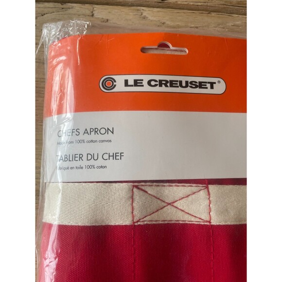 NEW Le Creuset Chef's Adult Apron, Cerise / Cherry Red - Picture 3 of 8